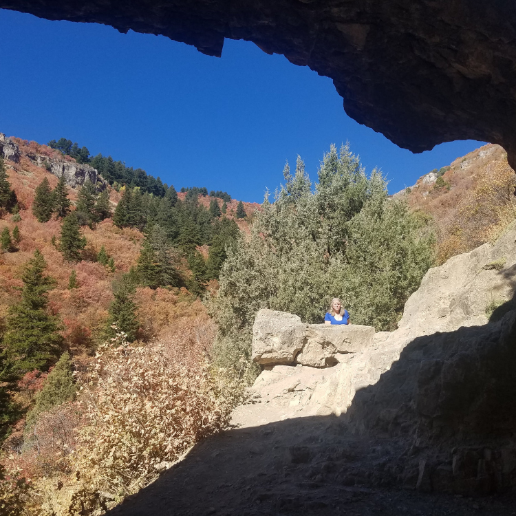 wind-cave-trail-fall-foliage